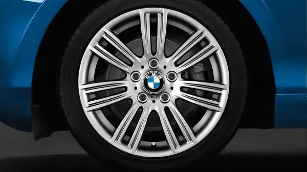 Janta aliaj usor - M Performance Star Spoke 383 - Argintiu (Dekor Silver 2) - 8Jx17 ET53 - BMW Seria 1 F20 F21, Seria 2 F22 F23 Lichidare de stoc